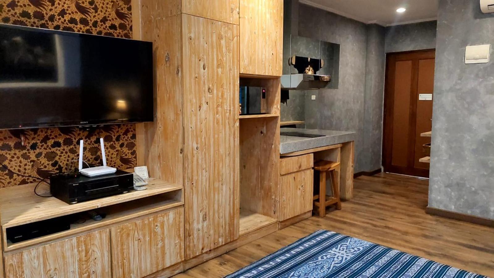 Apartemen Senayan Jakarta Buitenkant foto