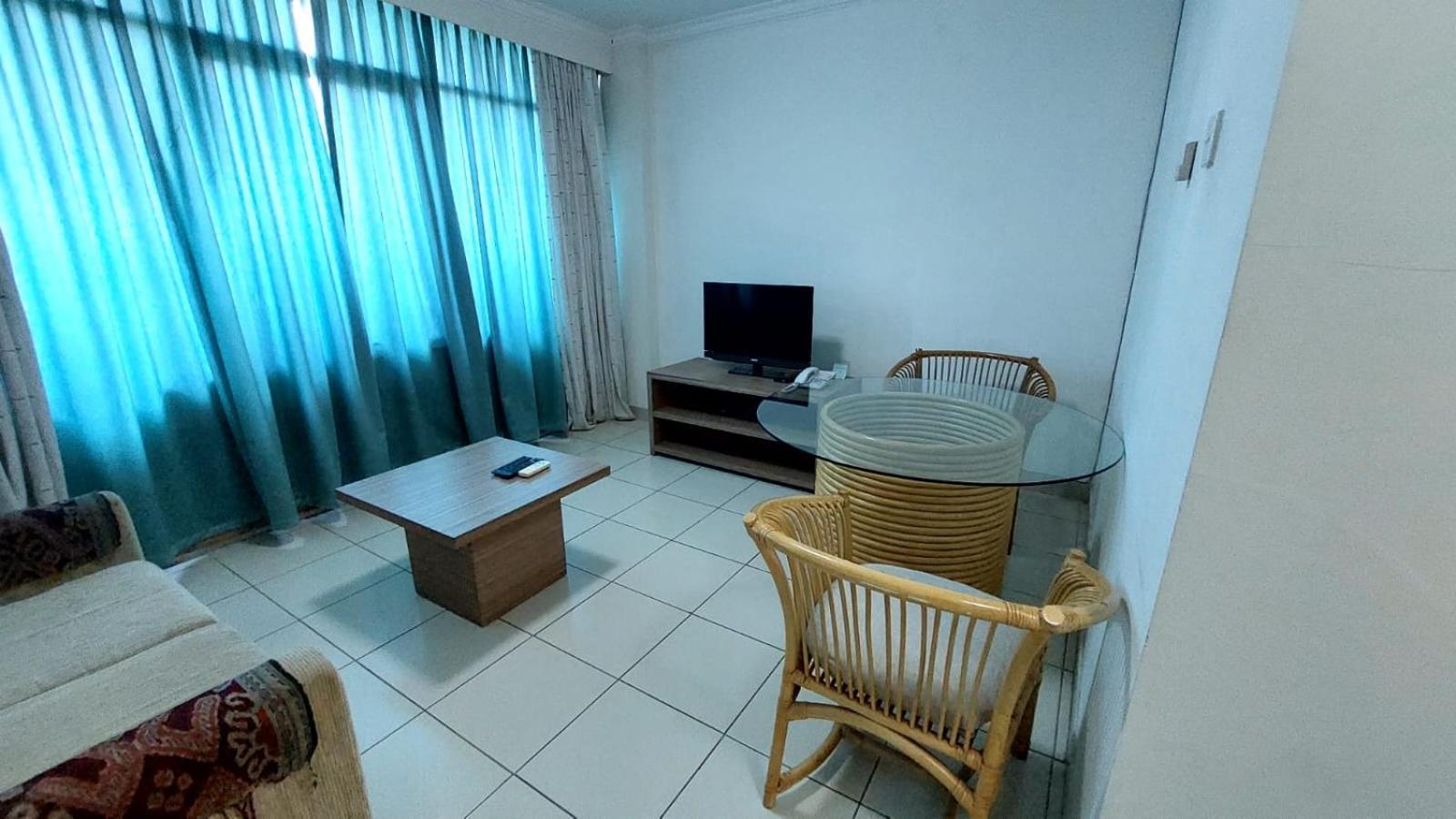 Apartemen Senayan Jakarta Buitenkant foto